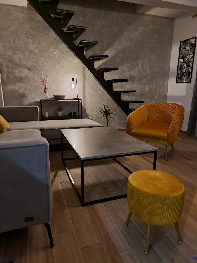 Apartments Vranes Тиват Экстерьер фото