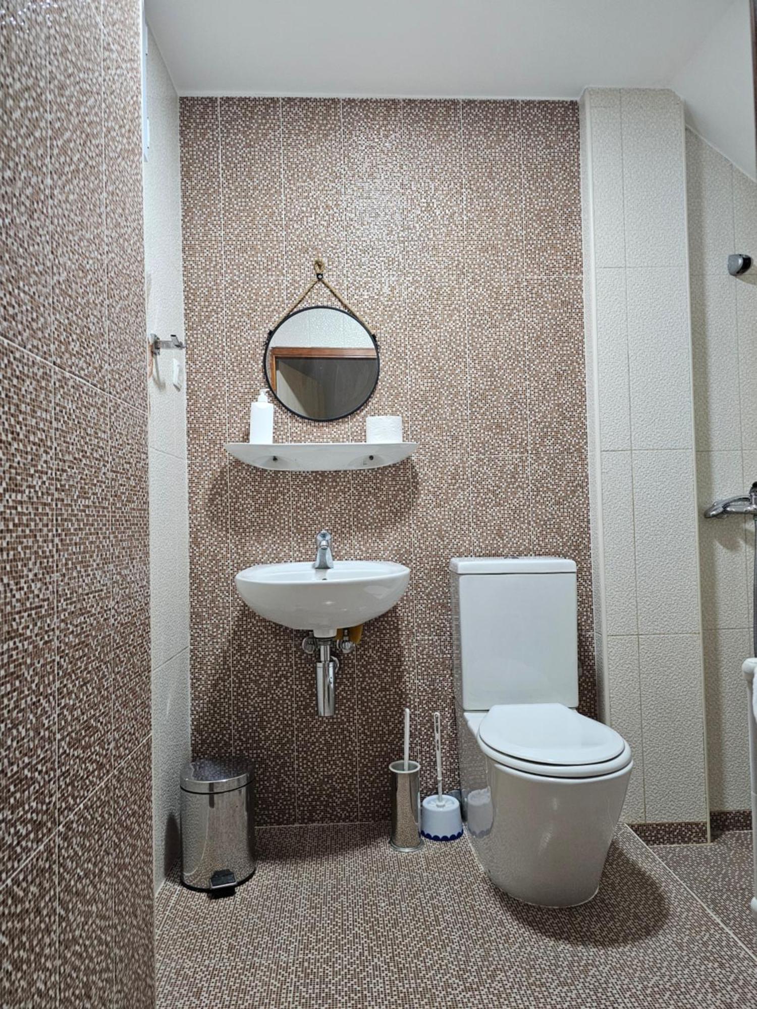 Apartments Vranes Тиват Экстерьер фото